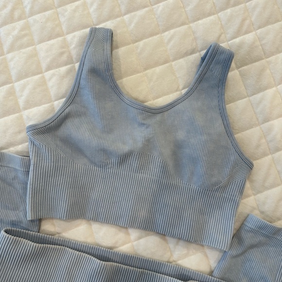 Workout set - Picture 3 of 3